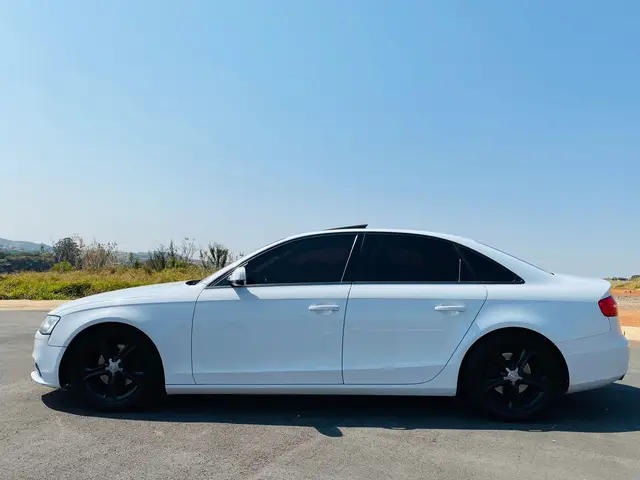 Carro Audi A4 2013 2.0 TFSI Attraction Multitronic