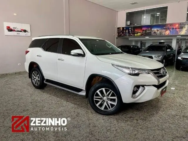 Carro Toyota SW4 2017 2.8 TDI SRX 7L 4x4 (Aut)