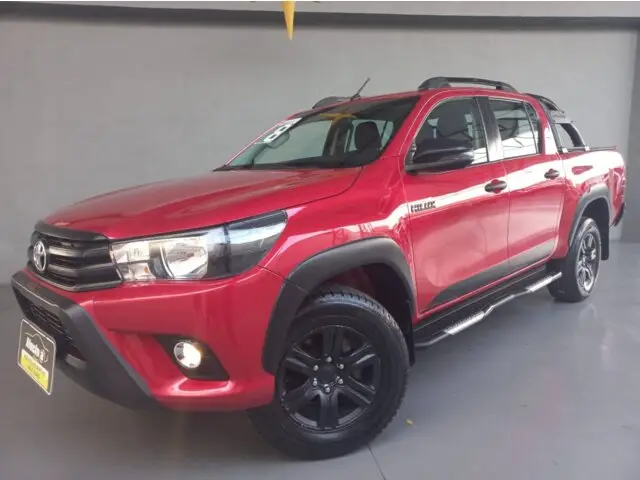 Toyota Hilux Cabine Dupla Hilux 2.8 TDI SR CD Challenge 4x4 (Aut)