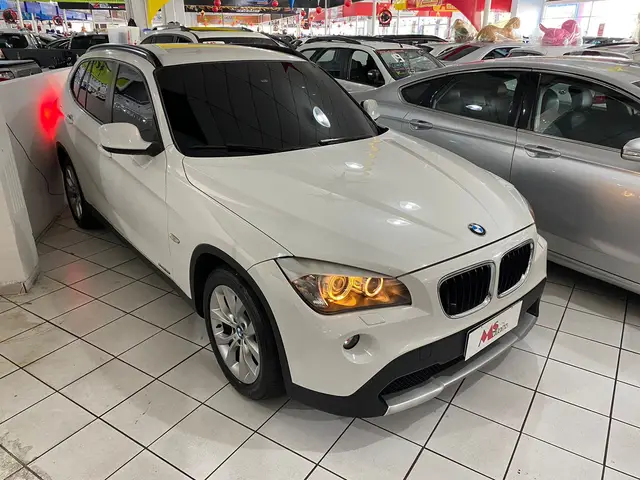 Carro BMW X1 2012 2.0 16V sDrive18i
