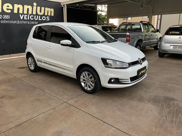Carro Volkswagen Fox 2020 1.6 MSI Connect (Flex)
