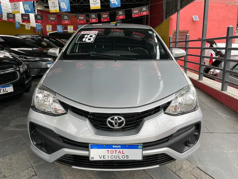 Toyota Etios X 1.3 (Flex)