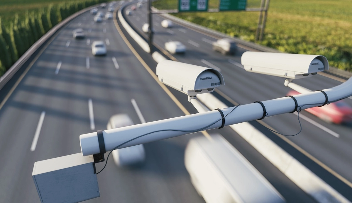 Ficar um ano sem cometer infrações de trânsito pode render descontos desde pedágios até apólices de seguro a depender do Estado.
