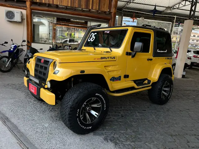 Carro Troller T4 2006 4x4 3.0 (teto rígido)