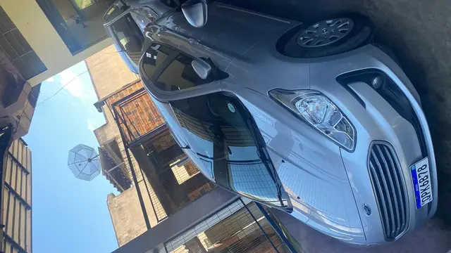 Carro Ford Ka Sedan 2019 SE Plus 1.0 (Flex)