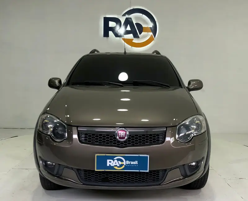 Fiat Strada Trekking 1.6 16V (Flex) (Cabine Dupla)