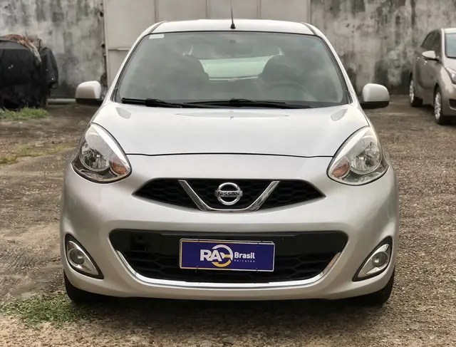 Carro Nissan March 2015 1.6 16V SL (Flex)