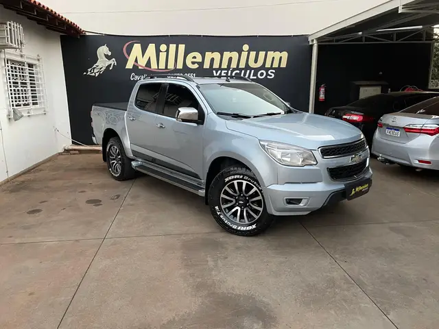 Carro Chevrolet S10 Cabine Dupla 2013 S10 2.8 CTDI LT 4WD (Cabine Dupla)