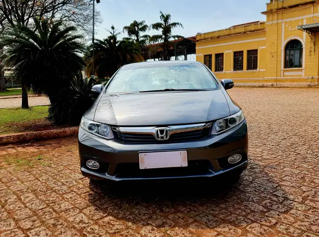 Carro Honda Civic 2014 New  LXR 2.0 i-VTEC (Aut) (Flex)