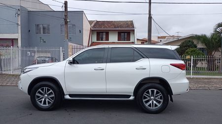 SW4 2.8 TDI SRX 5L 4x4 (Aut)