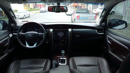 SW4 2.8 TDI SRX 5L 4x4 (Aut)