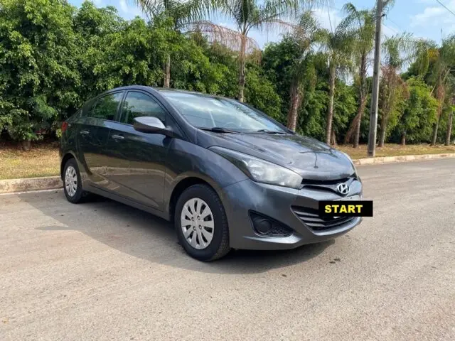 Carro Hyundai HB20S 2014 1.6 Comfort Plus (Flex)