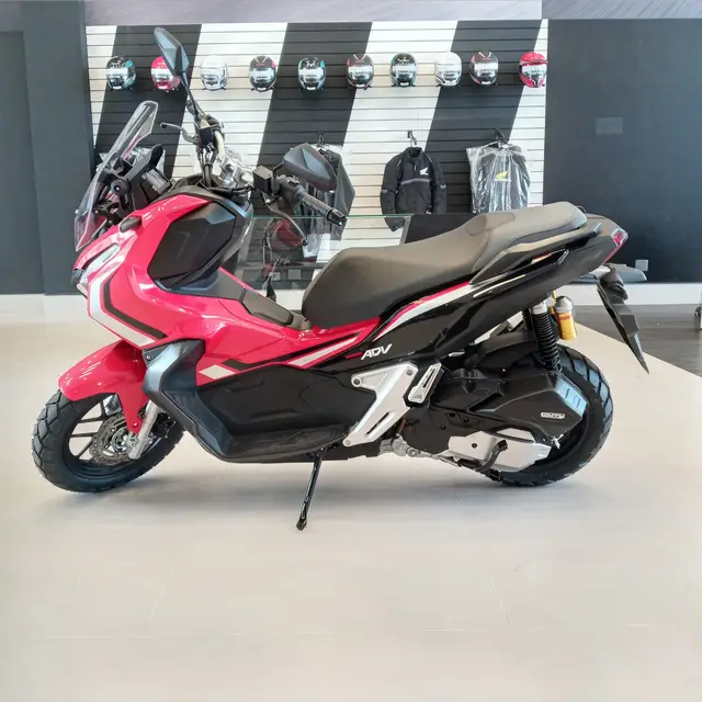 Carro Honda ADV 2023 ABS