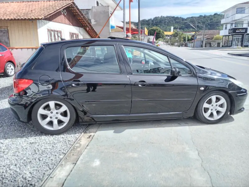 Peugeot 307 Sedan Presence 1.6 16V (flex)