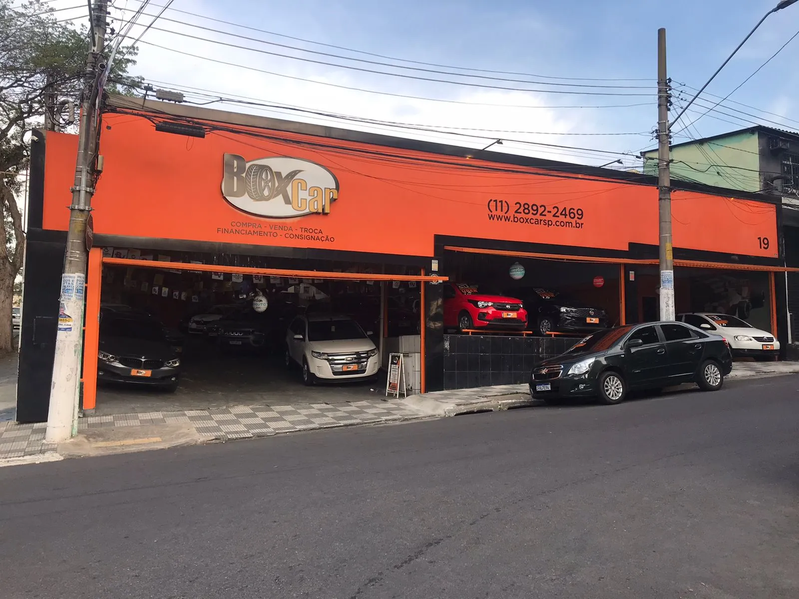 Fachada da loja Veículos à venda em BOX CAR - São Paulo - SP | Mobiauto