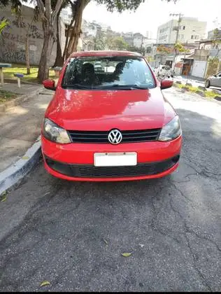 Carro Volkswagen Fox 2013 1.0 VHT (Flex) 4p