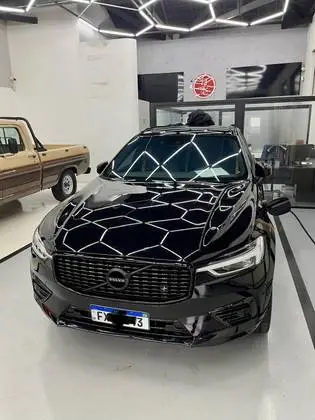 Volvo 2.0 T8 Hybrid Polestar Engneerred AWD