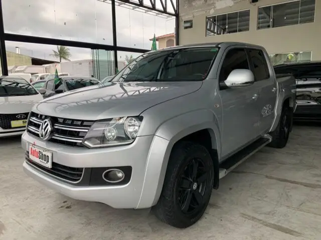 Carro Volkswagen Amarok 2015 2.0 CD 4x4 TDi Highline (Aut)