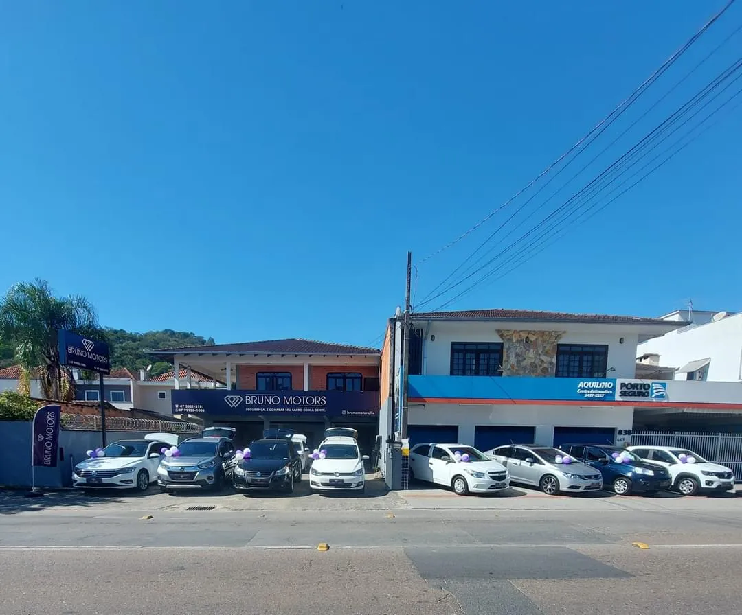 Fachada da loja Veículos à venda em BRUNO MOTORS - Joinville - SC | Mobiauto