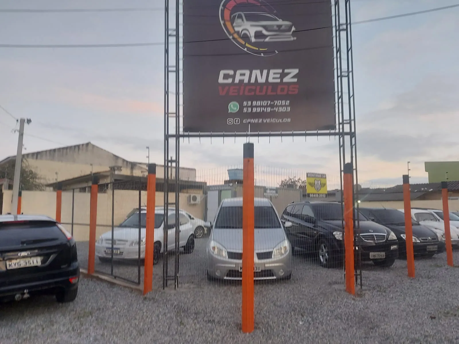 Fachada da loja CANEZ AUTOMOVEIS - Pelotas - RS