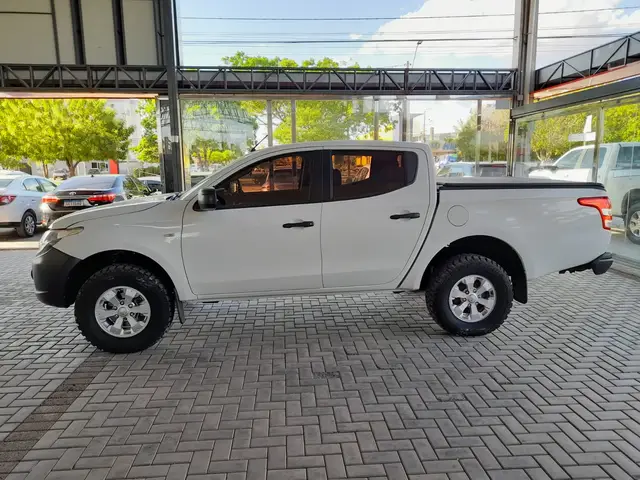 Carro Mitsubishi L200 Triton Sport 2019 Sport 2.4 DID-H GLS 4WD