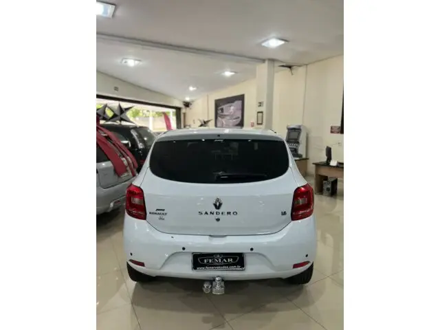 Carro Renault Sandero 2017 Dynamique 1.6 16V SCe (Flex)