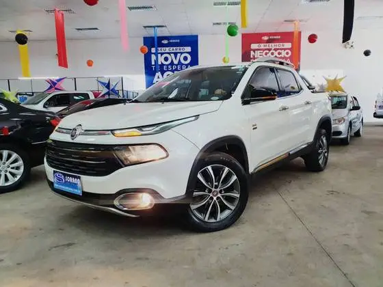 Carro Fiat Toro 2019 Volcano 2.0 diesel AT9 4x4