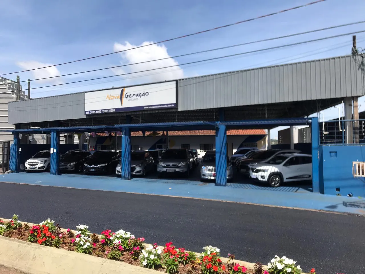 Fachada da loja Veículos à venda em NOVA GERAÇÃO VEICULOS - Botucatu - SP | Mobiauto