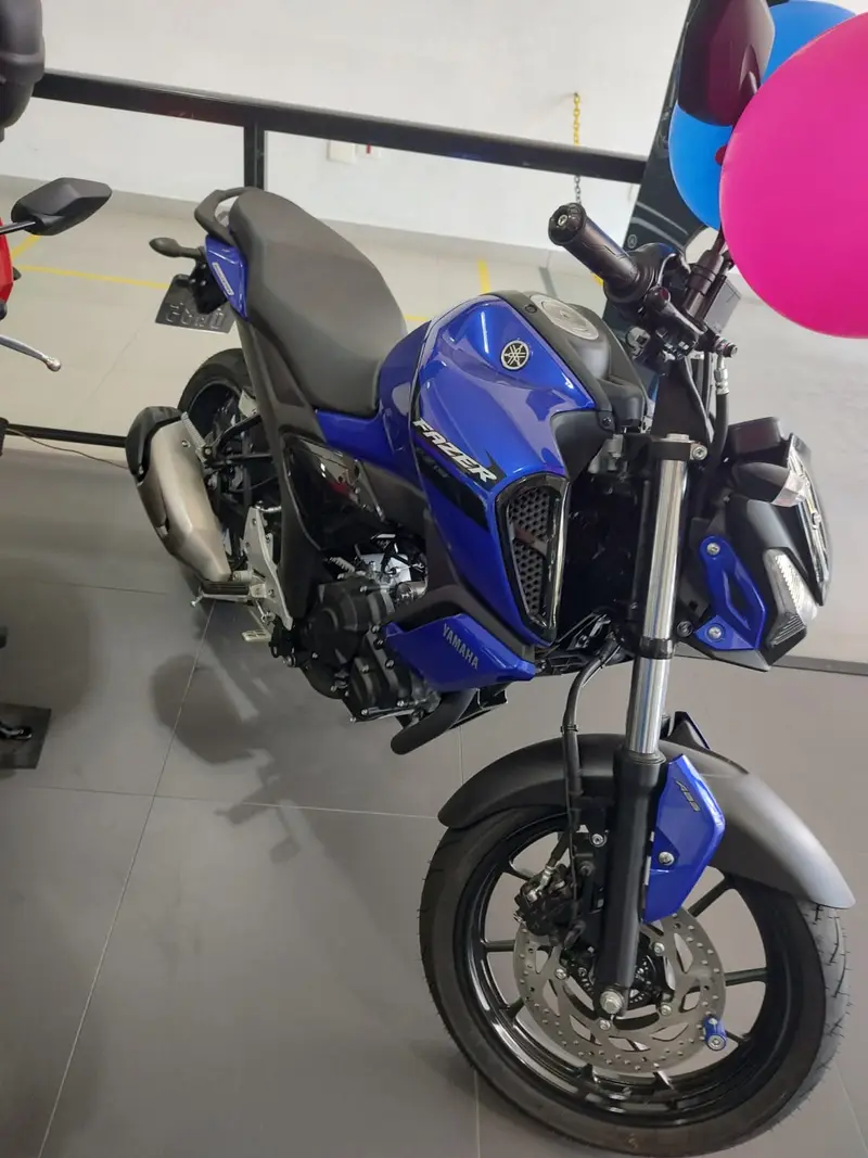 Yamaha Fazer FZ15 ABS