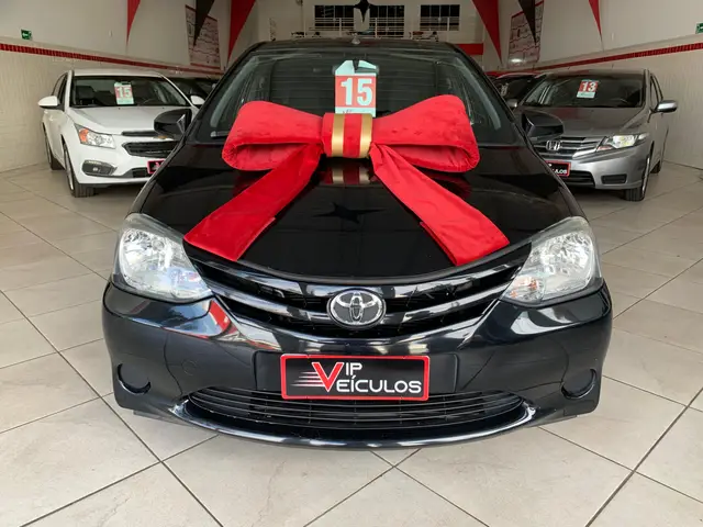 Carro Toyota Etios 2015 X 1.3 (Flex)