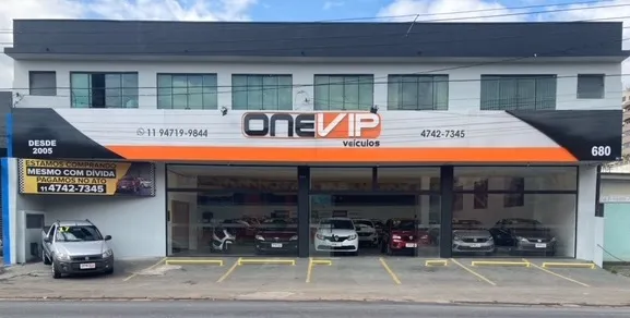 Fachada da loja Veículos à venda em One Vip Veículos - Suzano - SP | Mobiauto