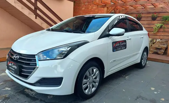 Carro Hyundai HB20S 2018 1.6 Comfort Plus (Flex)