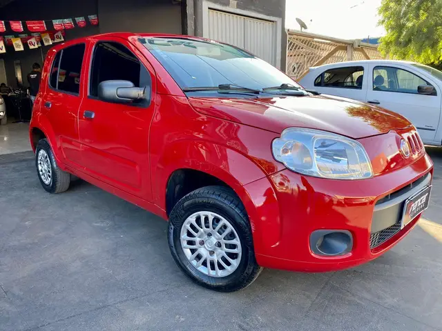 Carro Fiat Uno 2014 Vivace Celeb. 1.0 8V (Flex) 4p