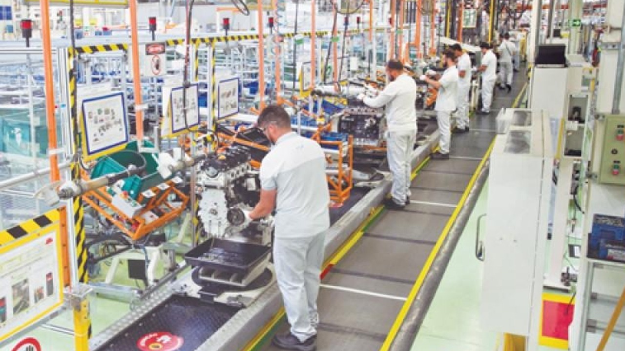 Stellantis fecha fábrica de motores que operava no Paraná há 25 anos |  Mobiauto