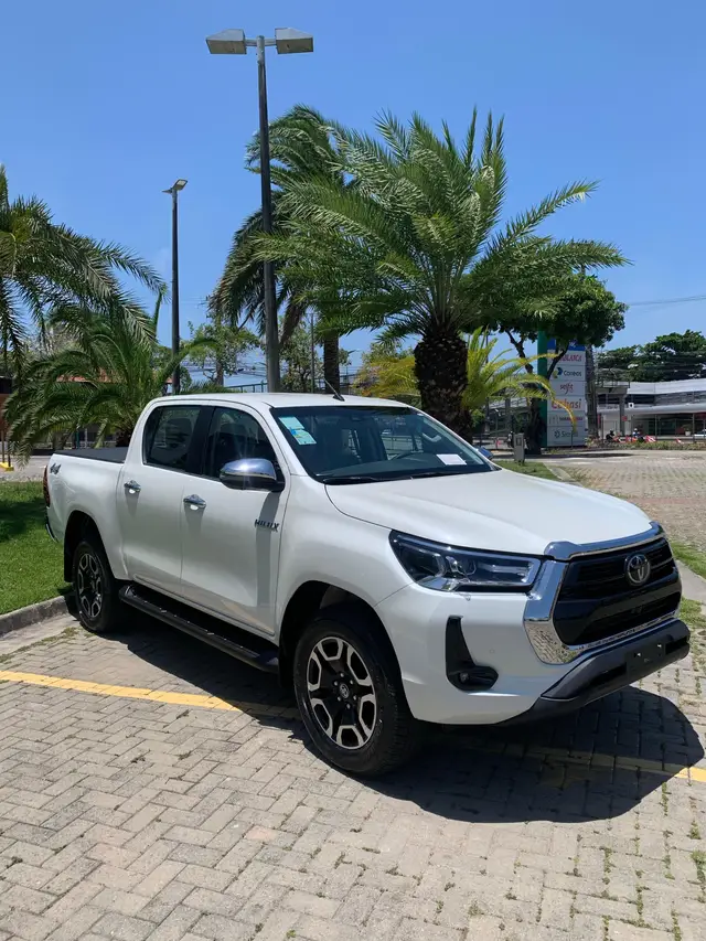 Carro Toyota Hilux Cabine Dupla 2022 SRV 2.8 TDI CD 4x4 (Aut)