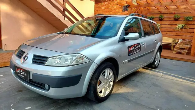 Carro Renault Megane Grand Tour 2008 Mégane Grand Tour Dynamique 2.0 16V