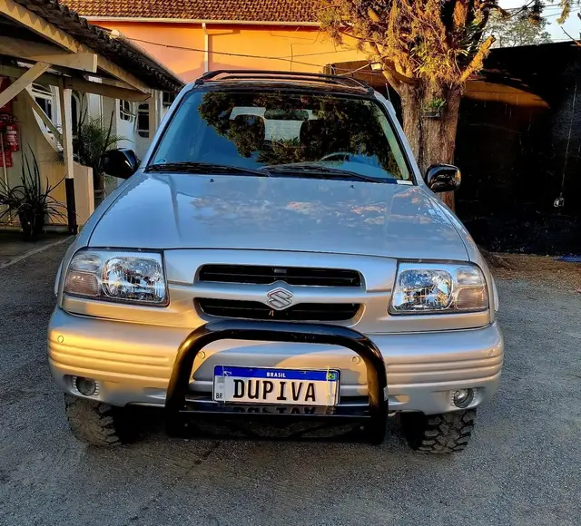 Carro Suzuki Grand Vitara 2000 4x4 2.0 16V (aut)