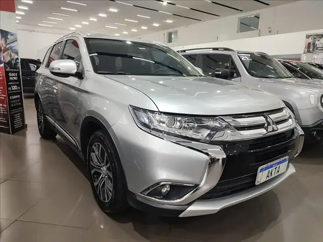 Carro Mitsubishi Outlander 2018 2.0 16V CVT