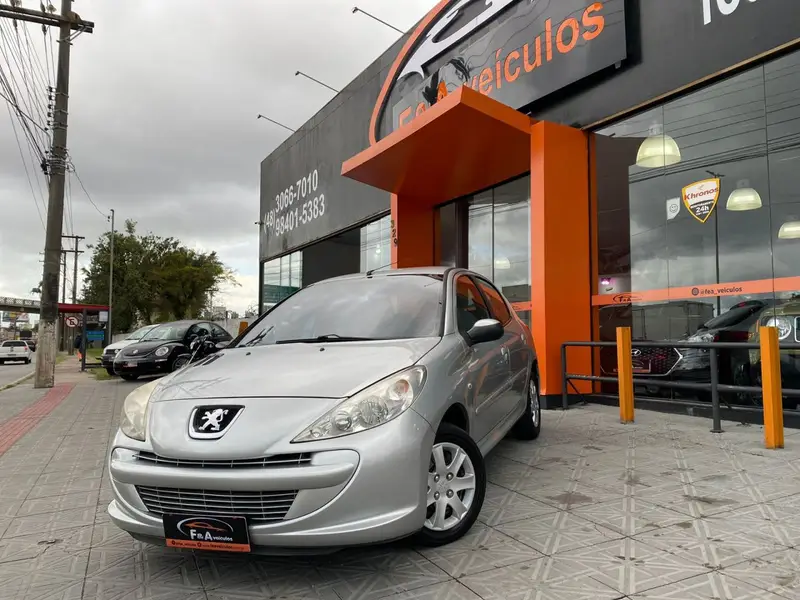Peugeot 207 Hatch XR 1.4 8V (flex) 4p