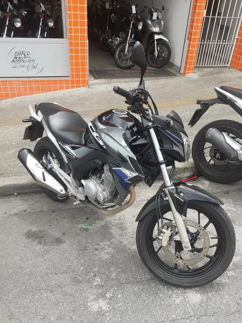 Honda CB 250F Twister (ABS)