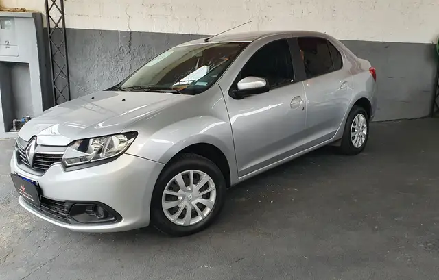Carro Renault Logan 2018 Authentique 1.0 12V SCe (Flex)