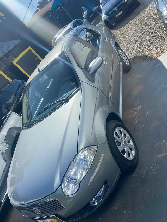 Carro Fiat Siena 2010 ELX 1.4 8V (Flex)