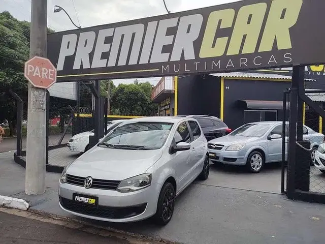 Carro Volkswagen Fox 2014 1.6 VHT (Flex)