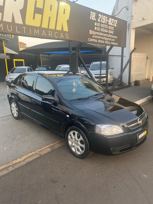 Carro Chevrolet Astra Hatch 2010 Advantage 2.0 (Flex)