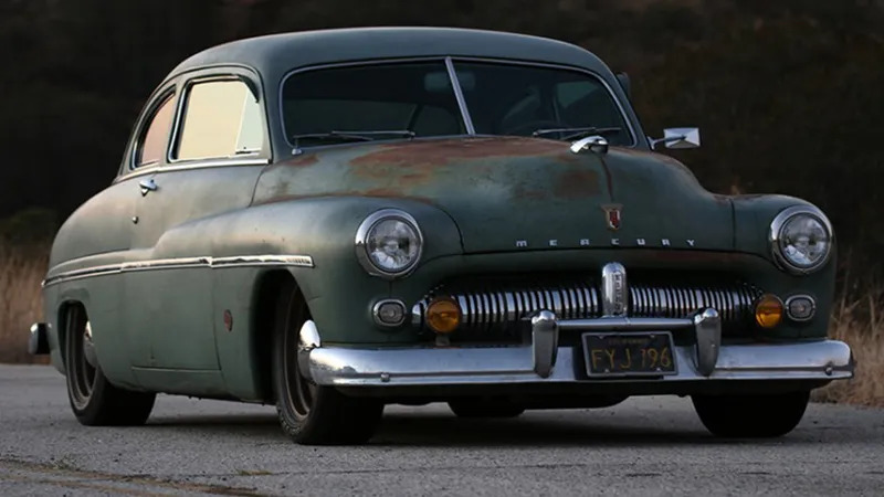 Mercury 1949 vira elétrico indomável com motor de 400 cv da Tesla