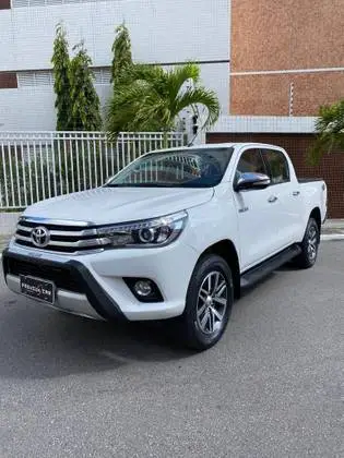 Carro Toyota Hilux Cabine Dupla 2017 Hilux 2.8 TDI SRX CD 4x4 (Aut)