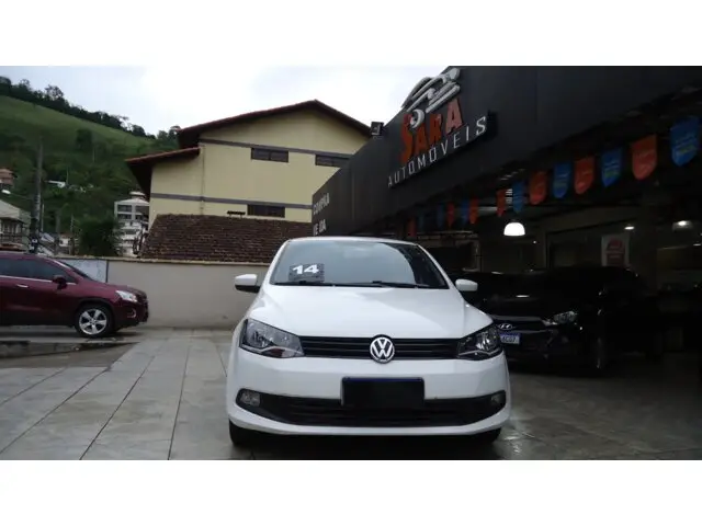 Carro Volkswagen Voyage 2014 1.0 TEC City (Flex)