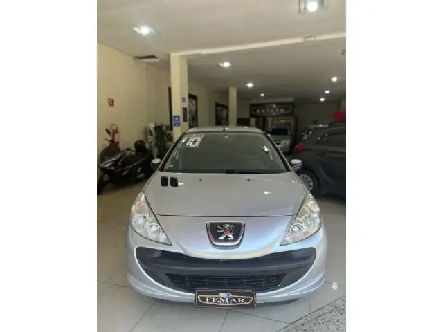 Carro Peugeot 207 2010 Hatch XR 1.4 8V (flex) 2p