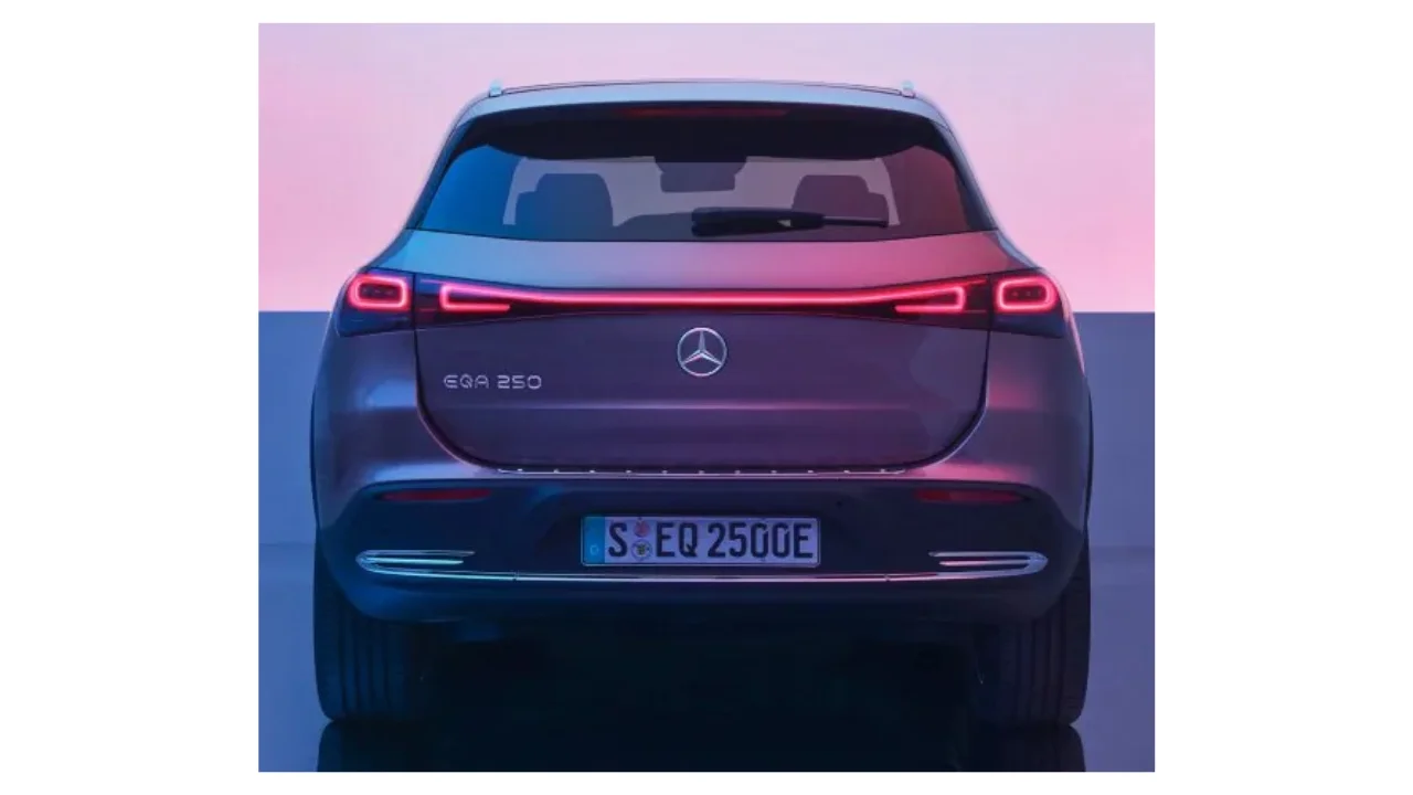 Mercedes-Benz EQA 250 AMG Line