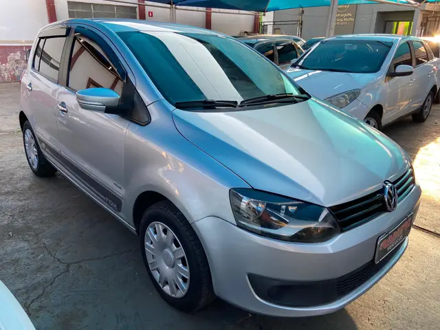 Carro Volkswagen Fox 2013 1.0 VHT (Flex) 2p